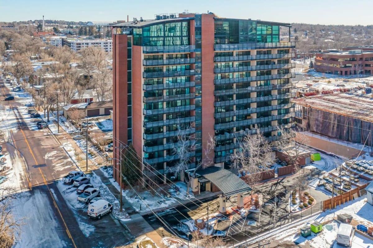 Chic Skyview Studio Downtown Colorado Springs Apartment Exterior photo